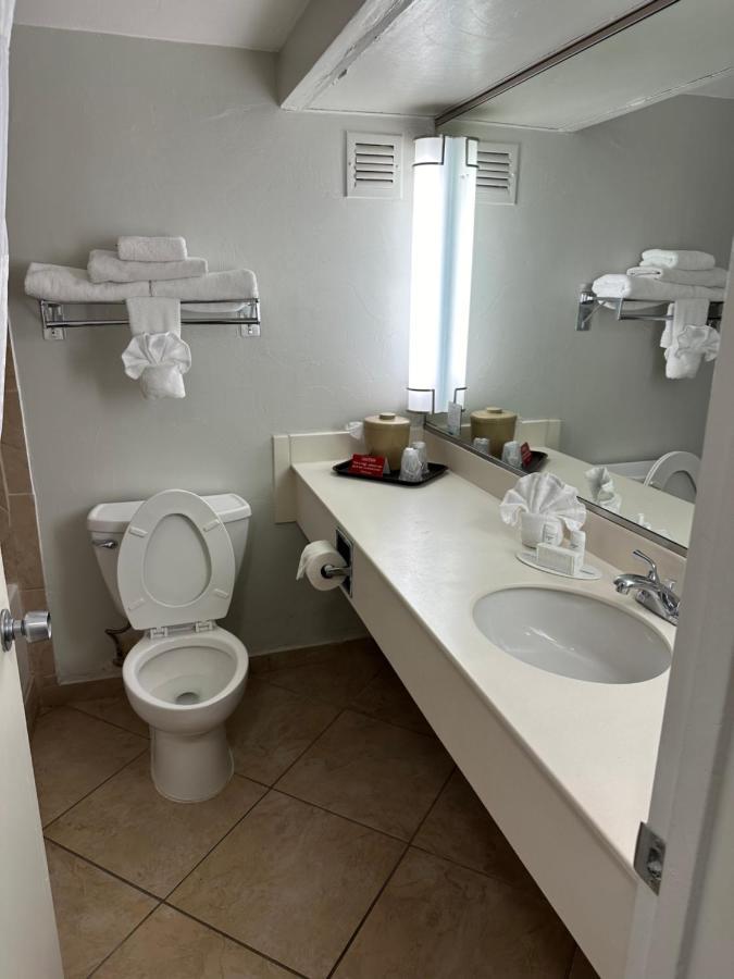 2 Queen Beds, Deluxe Room, Non-Smoking,1705771288:JPEG